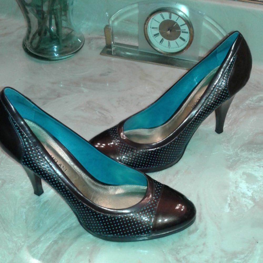 Antonio Melani Brown and Turqouise Leather Pumps